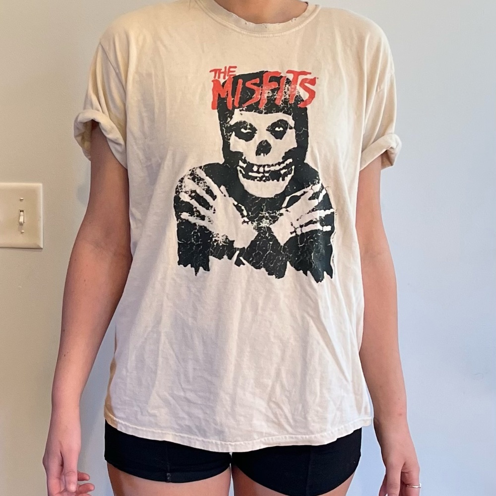 Misfits Worn in Tee in L